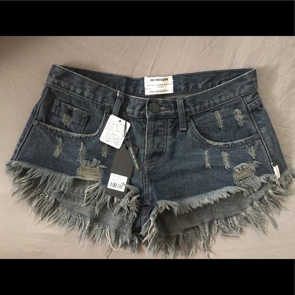 One Teaspoon shorts new Bonitas Fox Black size 27